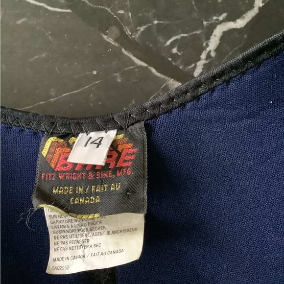 Bare women’s velocity sleeveless black rainbow wetsuit size 14 - Picture 9 of 11